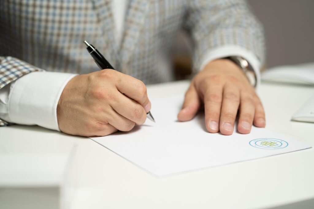 結婚式場の契約で失敗しないための注意点は？