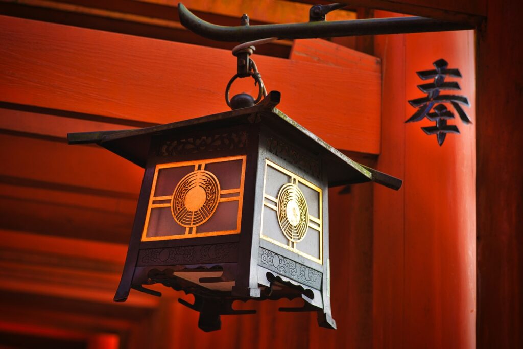 京都の神社婚、式場予約はどうする？